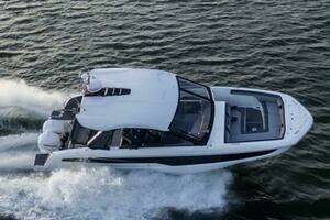 2022 Galeon 325 GTO thumbnail 11