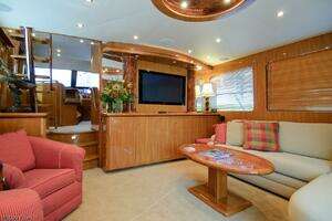 2005 Ocean Alexander 58 Motor Yacht thumbnail 9