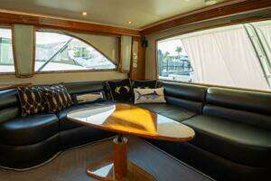 2005 Viking 74 Enclosed Bridge thumbnail 14