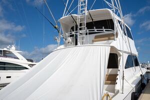 STREAM RUNNER Worth Avenue Yachts