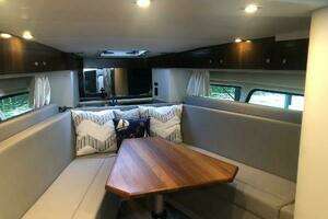 Southern Comfort 39ft Cruisers Yachts Yacht For Sale