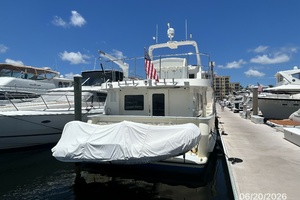 45' Northwest aft profile