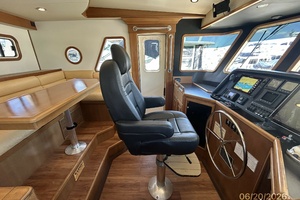 45' Northwest pilothouse port