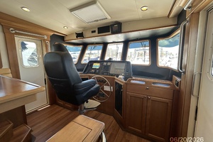45' Northwest pilothouse forward