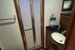 45' Northwest master stateroom head