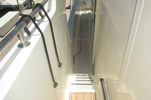 45' Northwest starboard side deck1