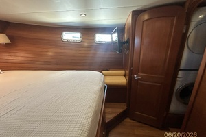 45' Northwest master stateroom starboard