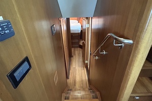45' Northwest companionway forward