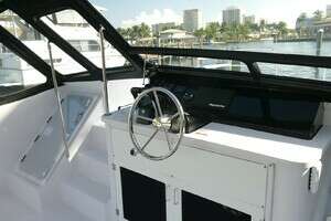 HULL 009 39ft Gemini Yacht For Sale