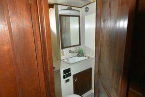 Lady B 46ft Hatteras Yacht For Sale
