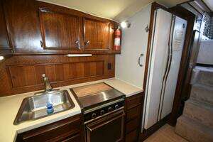 Lady B 46ft Hatteras Yacht For Sale