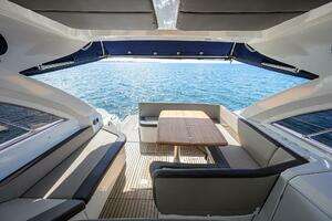 2015 Beneteau 38 GT thumbnail 24