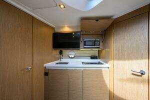 2015 Beneteau 38 GT thumbnail 7