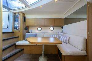 2015 Beneteau 38 GT thumbnail 3