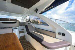 2015 Beneteau 38 GT thumbnail 28