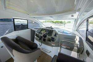 2015 Beneteau 38 GT thumbnail 18