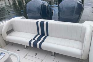 32ft Intrepid Yacht For Sale