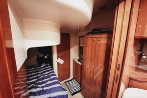 44ft Regal Yacht For Sale