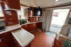 2004 Sea Ray 480 Sedan Bridge thumbnail 28