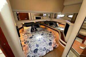 2004 Sea Ray 480 Sedan Bridge thumbnail 17