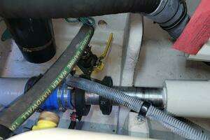 2004 Sea Ray 480 Sedan Bridge thumbnail 52