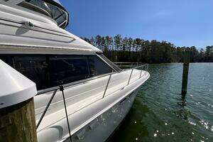2004 Sea Ray 480 Sedan Bridge thumbnail 4