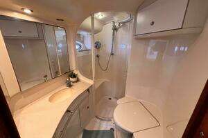 2004 Sea Ray 480 Sedan Bridge thumbnail 21