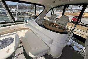 2004 Sea Ray 480 Sedan Bridge thumbnail 9
