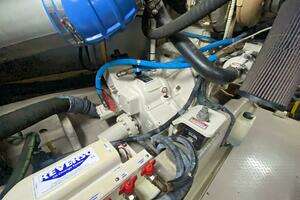 2004 Sea Ray 480 Sedan Bridge thumbnail 53