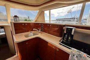 2004 Sea Ray 480 Sedan Bridge thumbnail 25