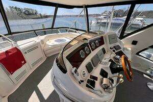 2004 Sea Ray 480 Sedan Bridge thumbnail 8