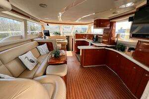 2004 Sea Ray 480 Sedan Bridge thumbnail 13