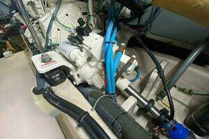 2004 Sea Ray 480 Sedan Bridge thumbnail 59