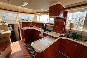 2004 Sea Ray 480 Sedan Bridge thumbnail 14