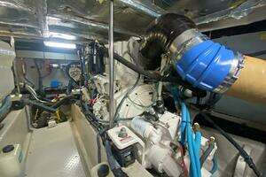 2004 Sea Ray 480 Sedan Bridge thumbnail 50