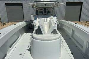 2022 Freeman 42LR thumbnail 6