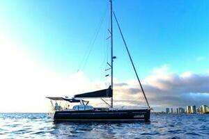 2012 Beneteau Oceanis thumbnail 2