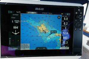 2012 Beneteau Oceanis thumbnail 12