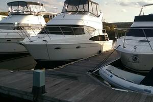 36ft Carver Yacht For Sale