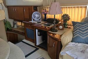 36ft Carver Yacht For Sale