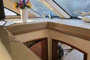 36ft Carver Yacht For Sale