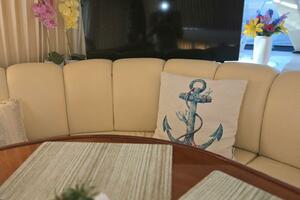 36ft Carver Yacht For Sale