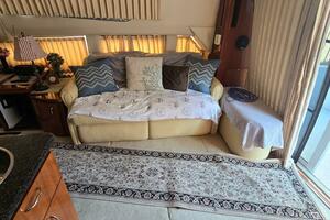 36ft Carver Yacht For Sale
