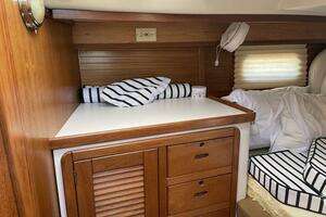 1991 Catalina 42 MKI thumbnail 30