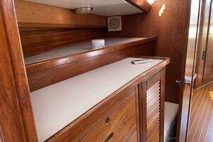 1991 Catalina 42 MKI thumbnail 41