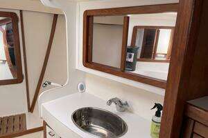 1991 Catalina 42 MKI thumbnail 35