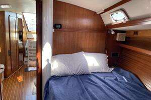 1991 Catalina 42 MKI thumbnail 40