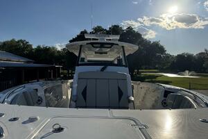 35FT (10.67M) PURSUIT