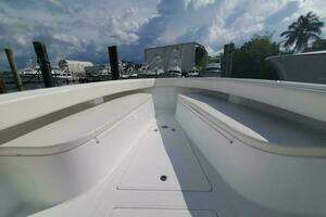2014 Bahama 41 FS thumbnail 14