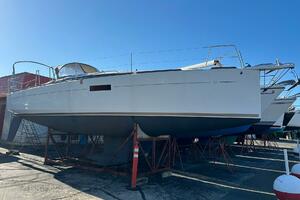 34ft Jeanneau Yacht For Sale